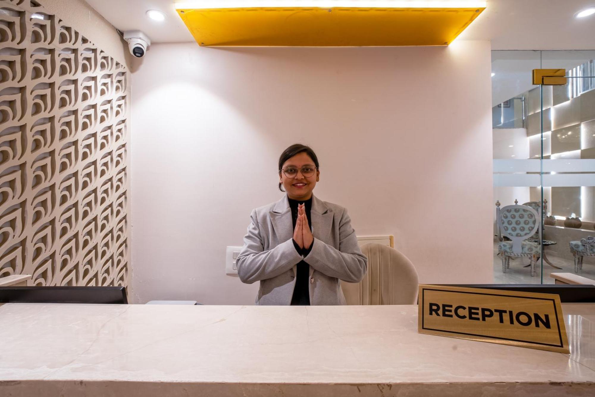 Ginger Palace Delhi Airport Hotel