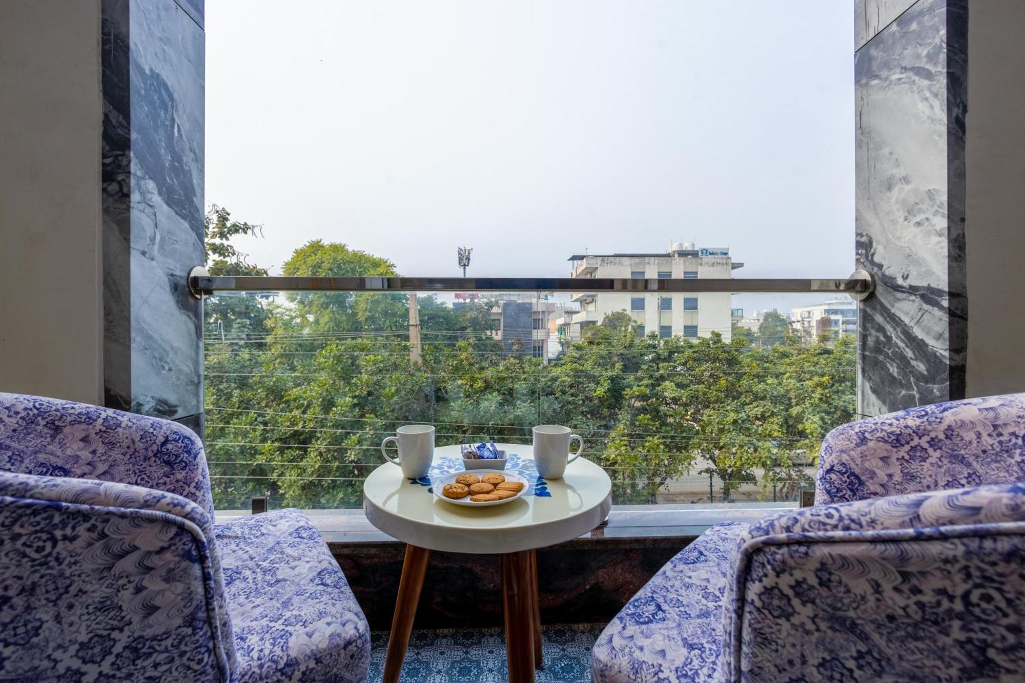 Hotel Ginger Palace Delhi Airport *