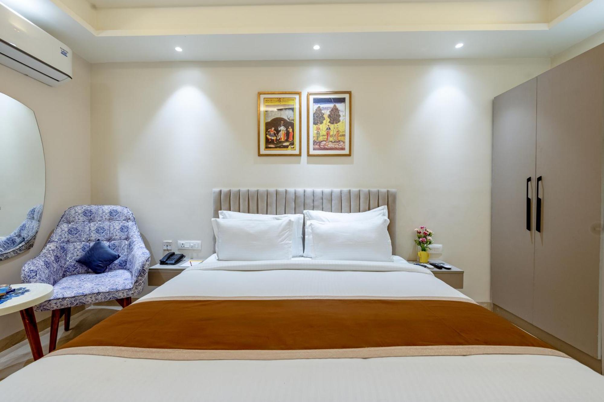 Ginger Palace Delhi Airport Hotel New Delhi