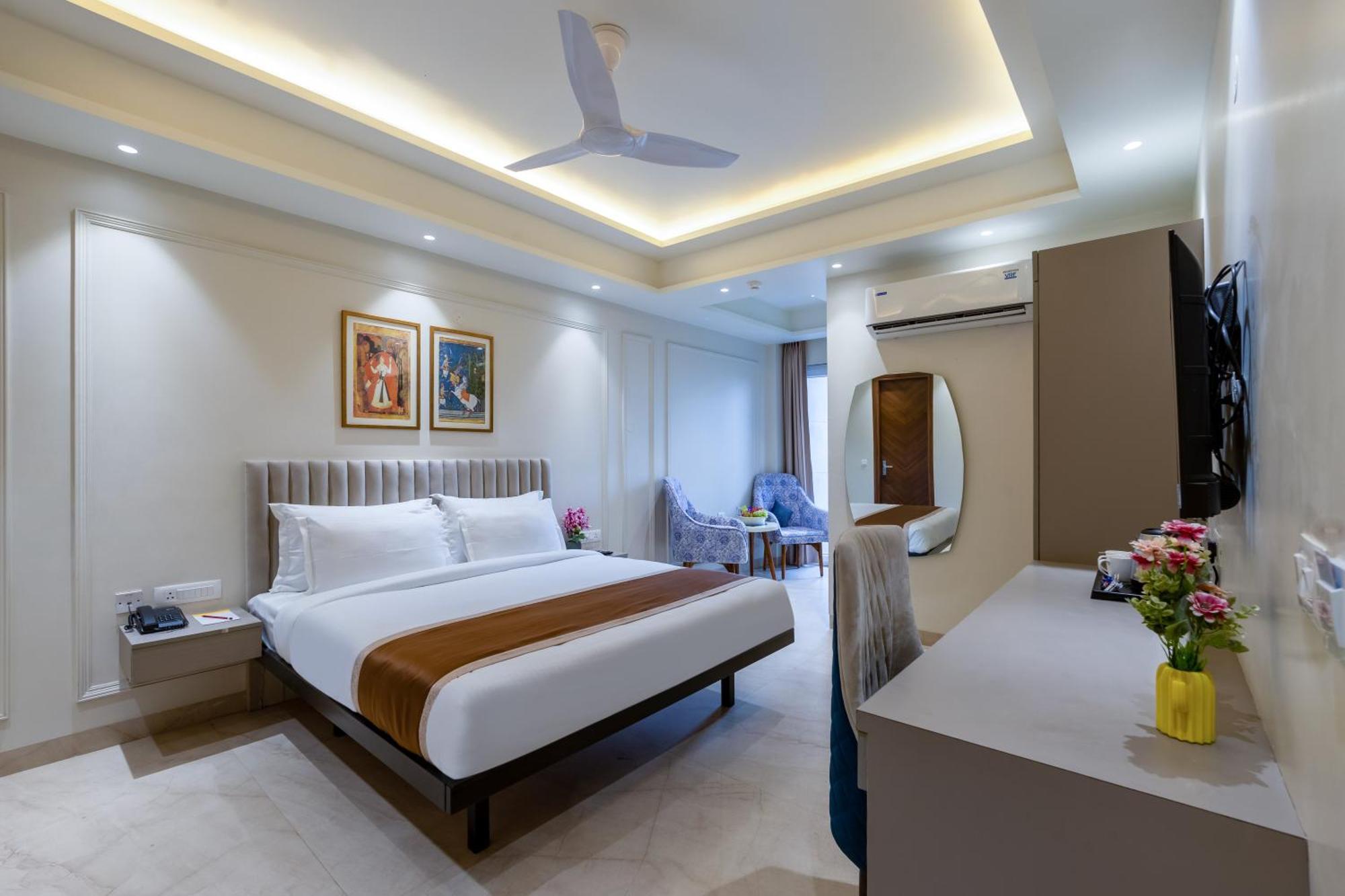 Ginger Palace Delhi Airport Hotel