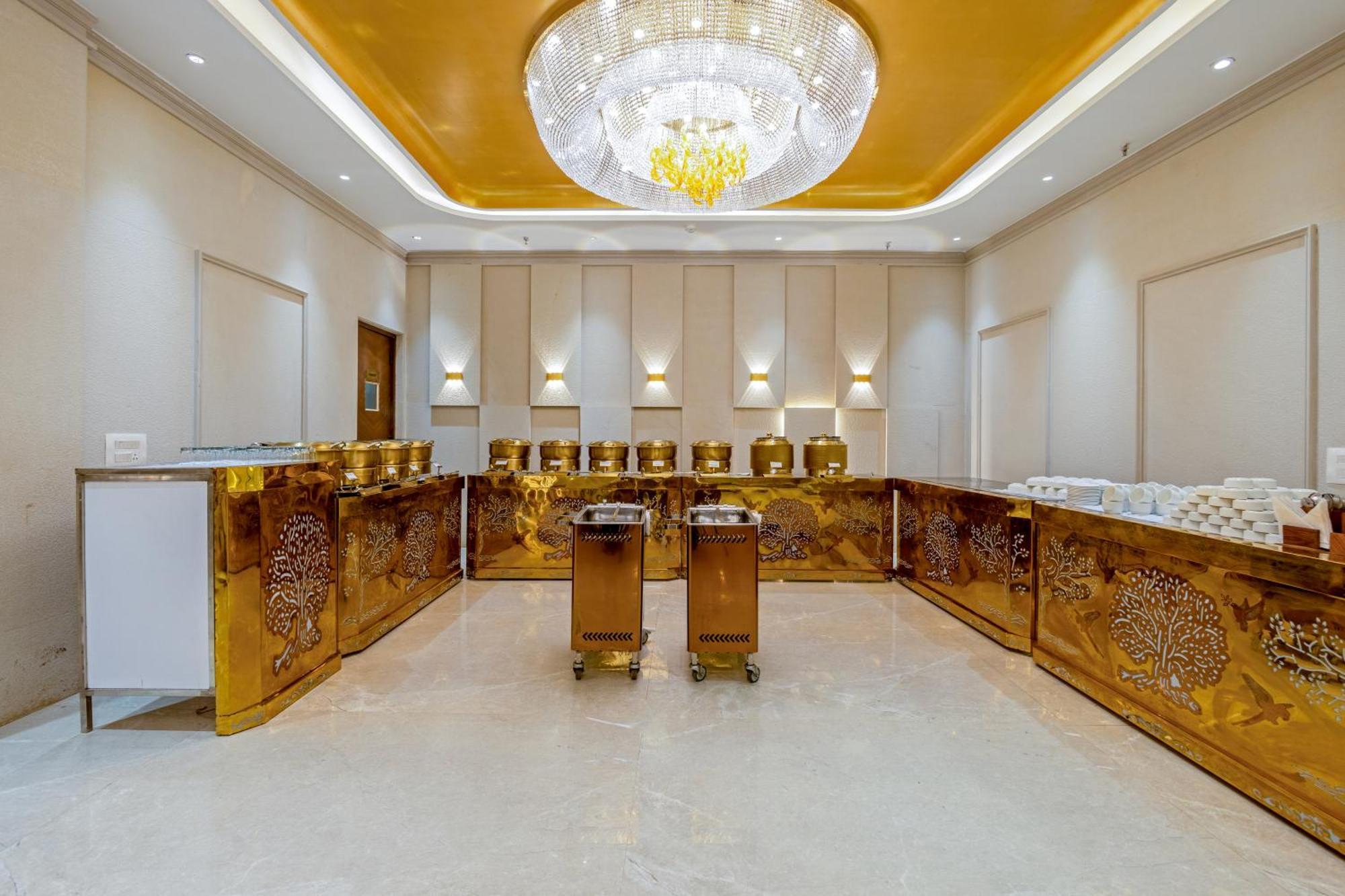 Ginger Palace Delhi Airport Hotel