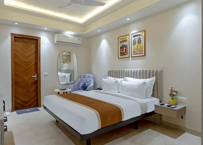 Hotel Ginger Palace Near Delhi Airport